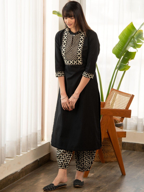JANOI Women Regular Thread Work Kurta with Trousers