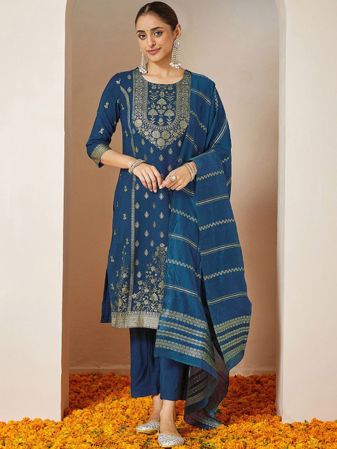 Janasya Women Ethnic Motifs Embroidered Regular Gotta Patti Kurta with Trousers & With Dupatta - Image 2