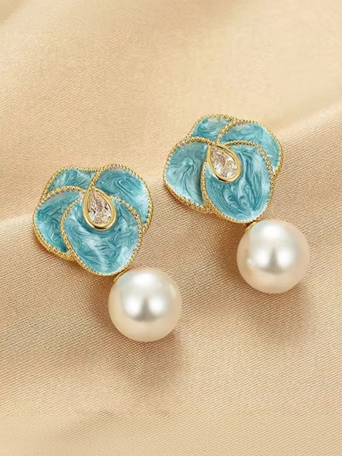 FIMBUL Floral Drop Earrings