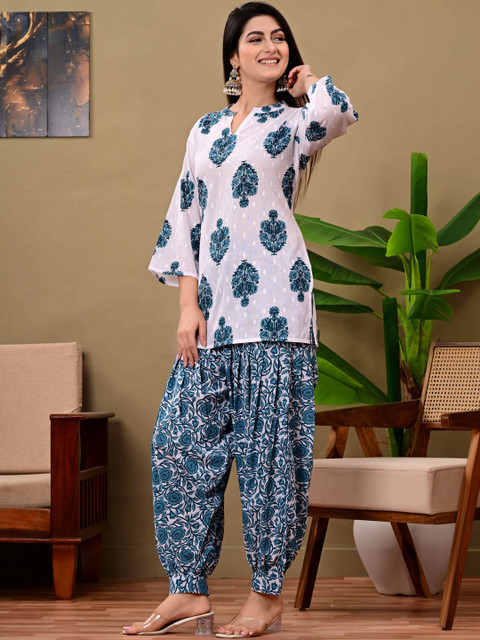 AAYUFAB Women Ethnic Motifs Printed Regular Pure Cotton Kurta with Patiala - Image 4