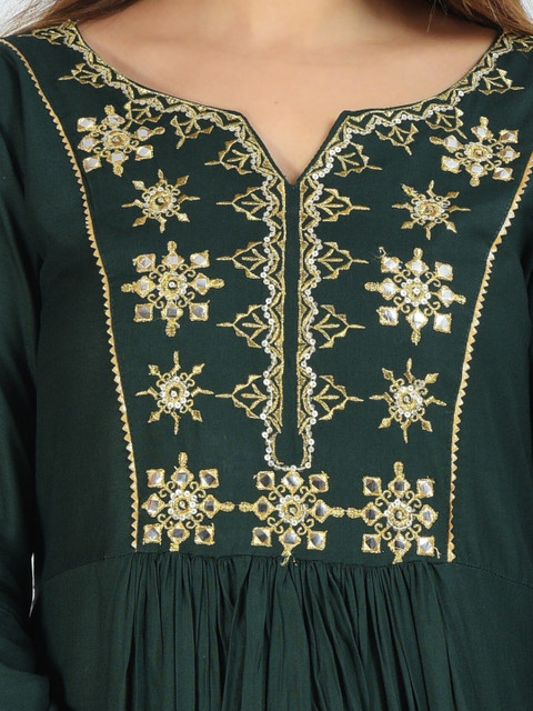 Aarti Fashion Women Embroidered Anarkali Kurta - Image 4