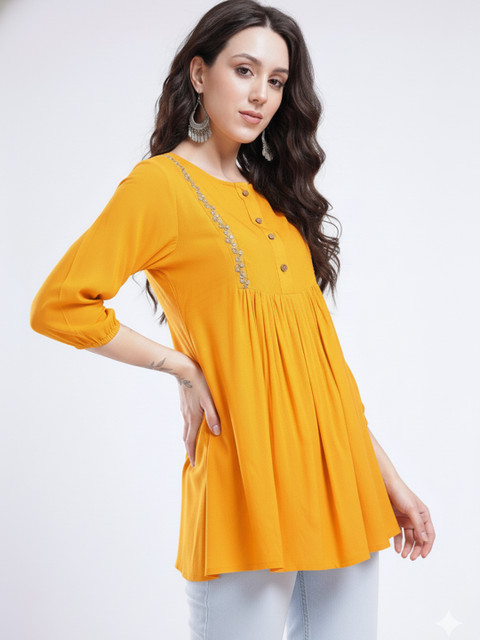 fusion by glitchez Floral Embroidered Pleated Detailed A-Line Kurti