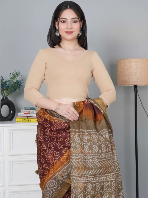 Mlada Women Solid V-Neck Slim Fit 3/4th Sleeves Cotton Blouse