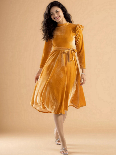 DressBerry Keyhole Neck Velvet Fit & Flare Midi Dress - Image 7