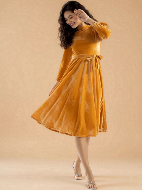 DressBerry Keyhole Neck Velvet Fit & Flare Midi Dress - Image 3