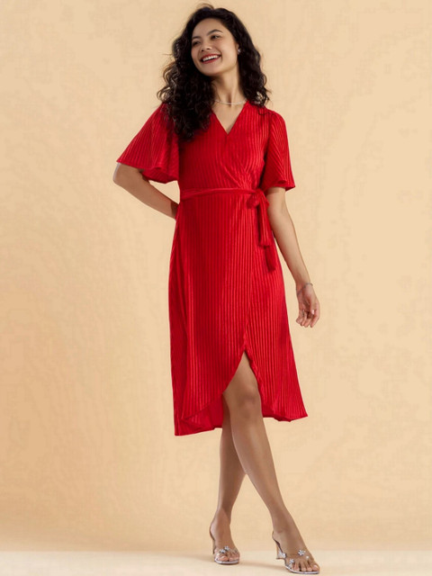 DressBerry Flared Sleeve Velvet Midi Dress - Image 7