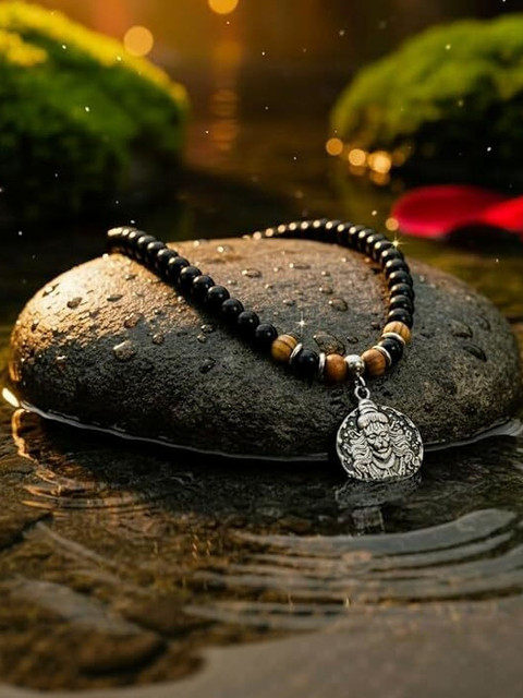 PASU FASHION Silver-Plated Circular Pendants with Chains