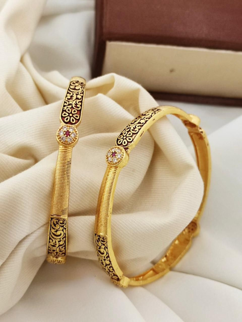 Womilys Set Of 2 Gold-Plated Zircon-Studded Bangles