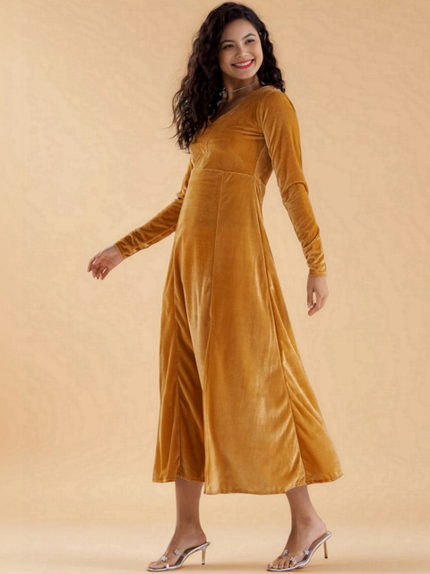 DressBerry Velvet Fit & Flare Midi Dress