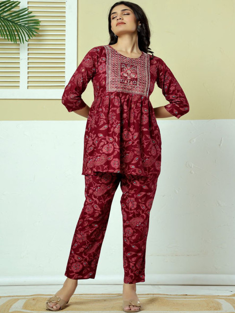 Araaha Printed Top With Trousers Co-Ords