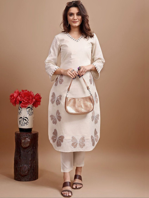 FoxDX Embroidered Pure Cotton V Neck Three Fourth Sleeves Tunic With Trousers Co-Ords
