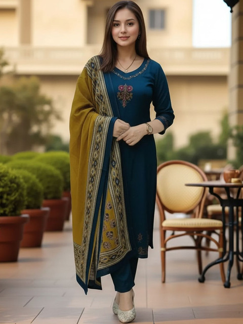 SZN Women Printed Regular Kurta with Trousers & With Dupatta
