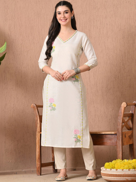 KEOSA Women Floral Embroidered Thread Work Floral Kurta
