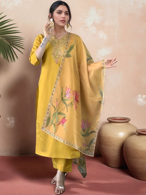 Anouk Rustic Women Regular Kurta with Trousers & With Dupatta