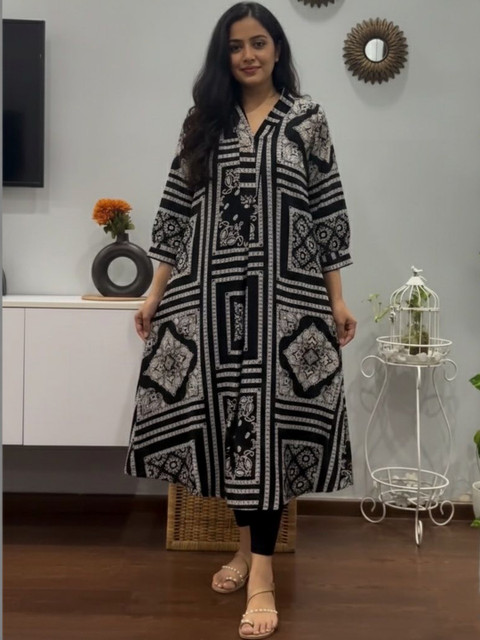Chaukas Women Ethnic Motifs Printed Indie Prints Kurta