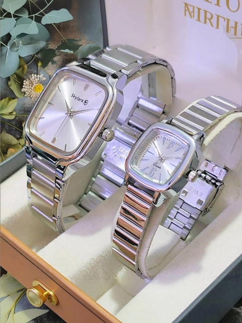 Skylark Unisex Dial & Stainless Steel Straps Analogue Multi Function Watch Altroz_Square_silver_Couple_1