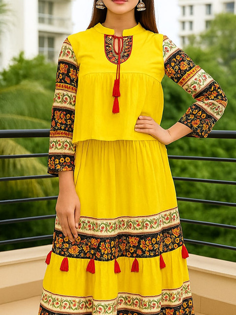 Rashmi Shree Creation Floral Printed Mandarin Collar Top With Skirt - Image 2