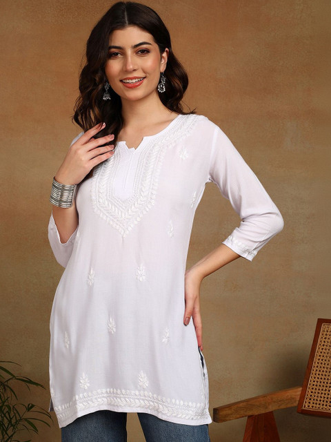 VAHSON Ethnic Motifs Embroidered Chikankari Liva Chikankari Kurti