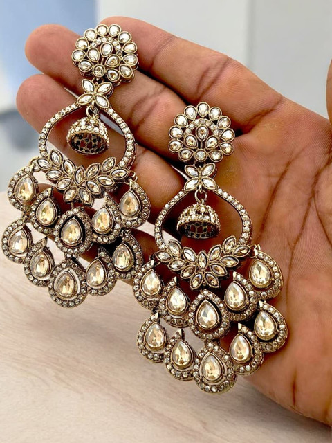 BFC - BUY FOR CHANGE Floral Drop Earrings - Image 5