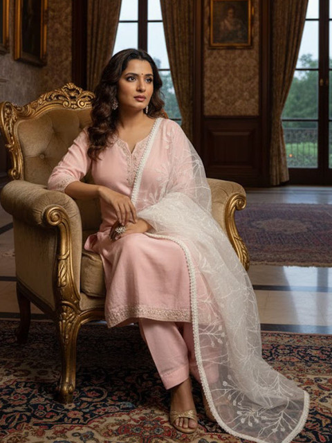 KALINI Ethnic Motifs Embroidered Dupatta with Thread Work