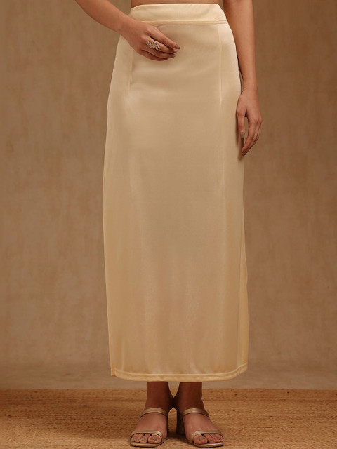 Soch Women High-Rise Saree Shapewear