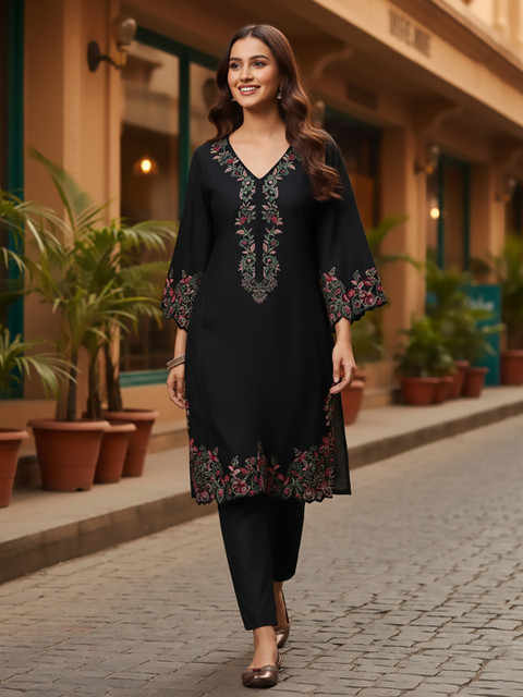 Varanga Women Embroidered V-Neck Pure Cotton Kurta Sets