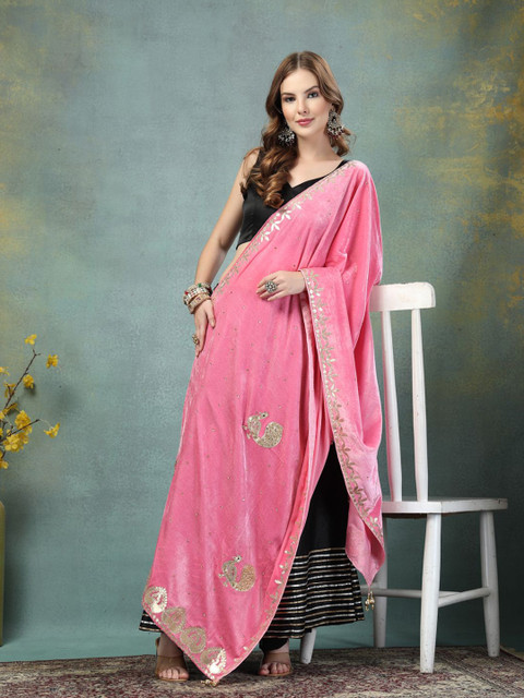 Moda Rapido Ethnic Motifs Embroidered Embellished Velvet Dupatta with Gotta Patti - Image 5