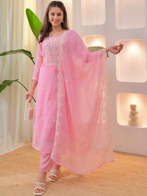 THE52 Women Ethnic Motifs Embroidered Regular Thread Work Chanderi Silk Kurta with Trousers & With Dupatta - Image 4