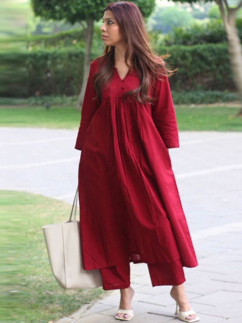 Aaghnya Women Empire Kurta with Trousers