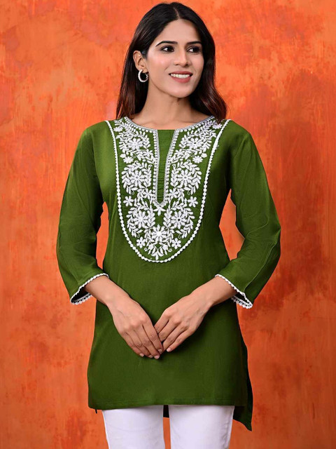 AAYUMI Embellished Embroidered Ethnic Top