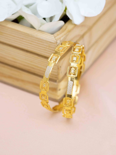 Zeraki Jewels Set Of 2 Gold-Plated Bangles