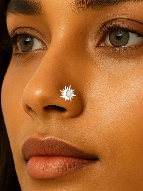 Sangria Stud Nosepin