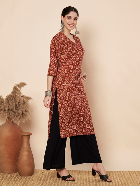 BHAVYA ATTIRE Floral Printed Thread Work Pure Cotton Straight Kurta - Image 3