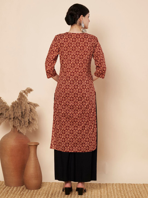 BHAVYA ATTIRE Floral Printed Thread Work Pure Cotton Straight Kurta - Image 5