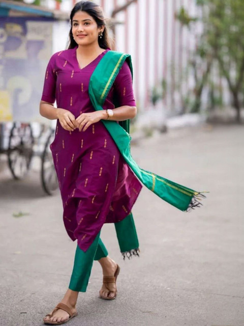 Aaghnya Ethnic Motifs Printed V-Neck Straight Kurta With Trousers & Dupatta