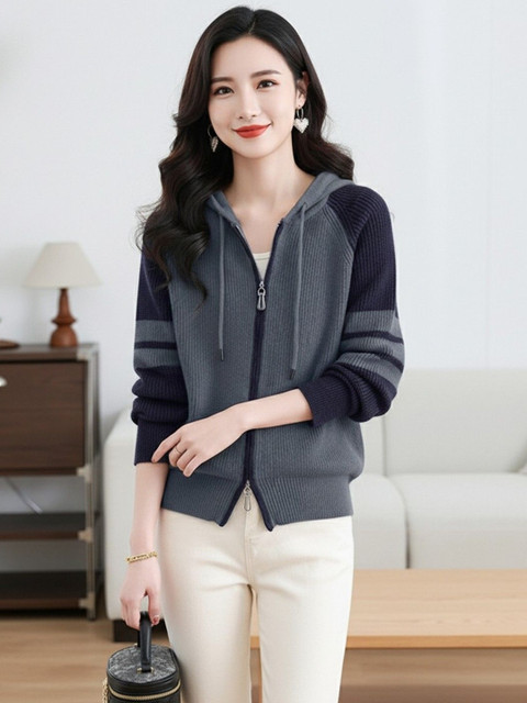 HERE&NOW Women Hooded Self Design Bomber Jacket