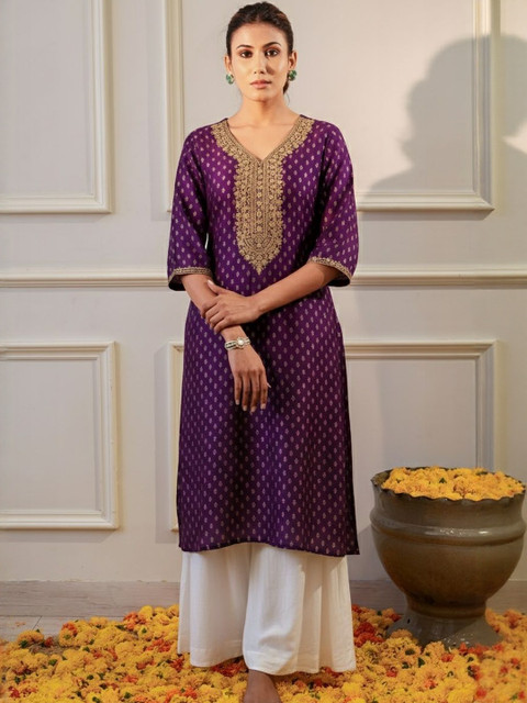 Sangria Women Printed Thread Work Kurta