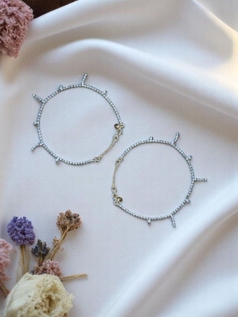 AccessHer Gold-Plated Rhinestone Studded & Ghungroo Beaded Anklets