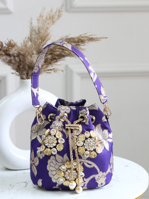 BOXWISH BY BHUMIKA Embroidered Potli Clutch