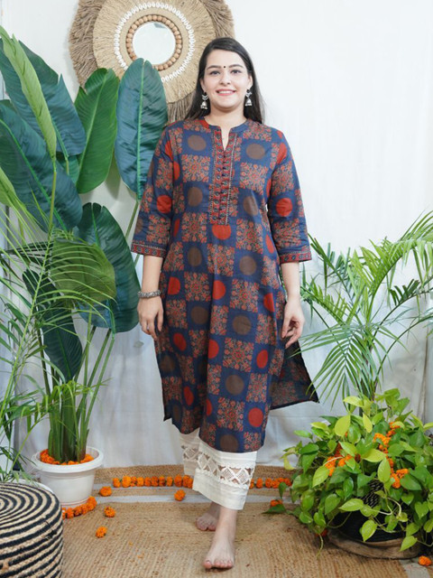 Sanskritam Women Floral Printed Floral Kurta