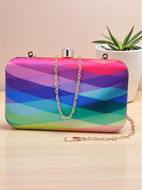 VRPS Handicrafts Printed Box Clutch