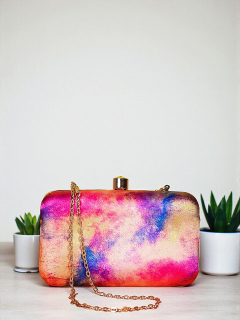 VRPS Handicrafts Printed Box Clutch
