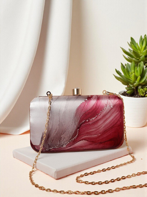 VRPS Handicrafts Printed Box Clutch