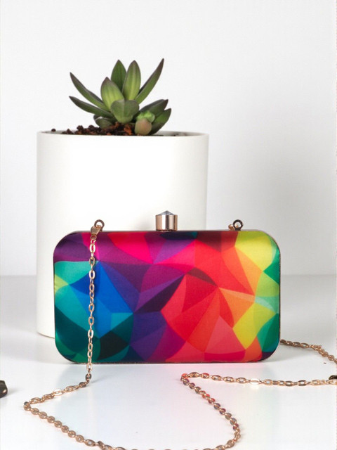 VRPS Handicrafts Printed Box Clutch