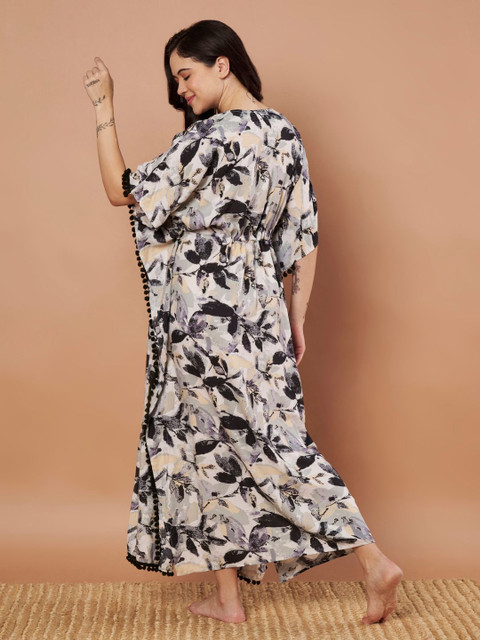 Secret Wish Printed Maternity Maxi Kaftan Nightdress - Image 4
