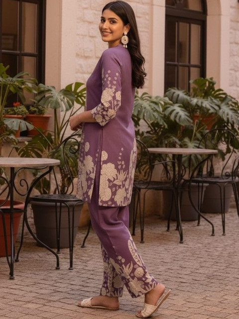Lavender Printed Tunic and Trousers Co-Ords - Image 6