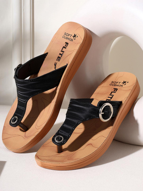 FLITE Women Textured Flip Flops