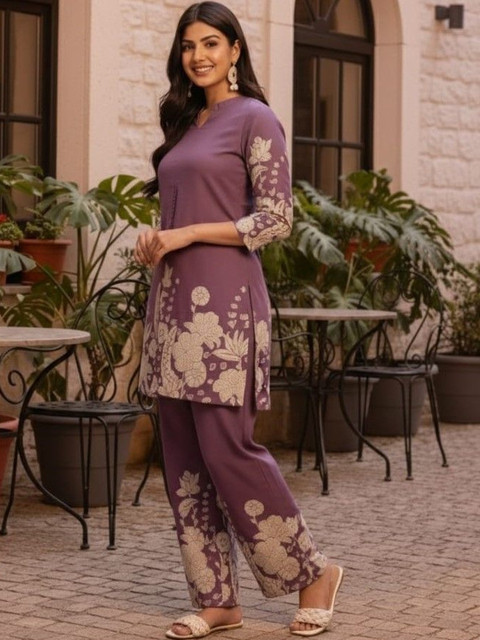 Lavender Printed Tunic and Trousers Co-Ords - Image 3