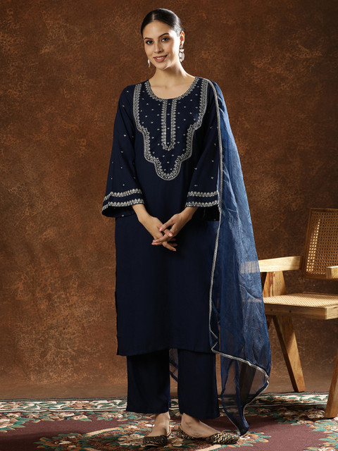 Anouk Ethnic Motifs Embroidered Thread Work Straight Kurta With Trousers & Dupatta