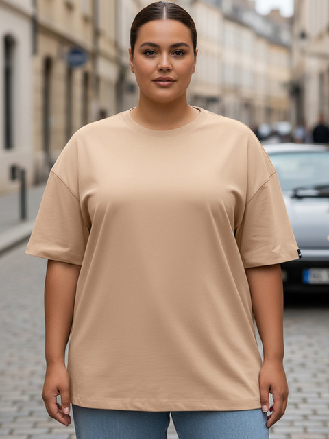 Bewakoof Plus Women Round Neck Solid Oversized Pure Cotton Plus Size T-shirt
